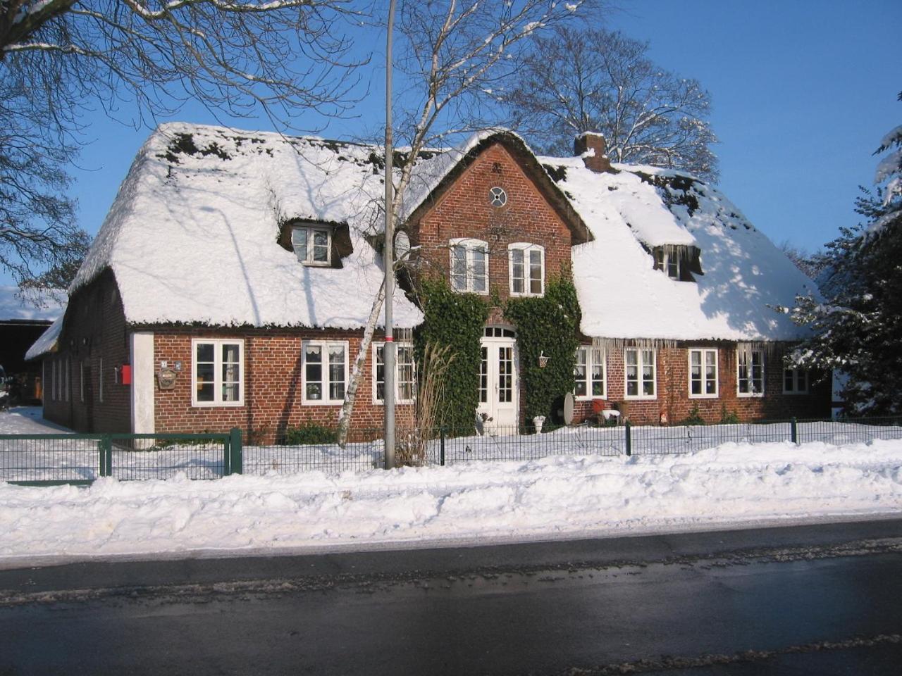 Reiterhof Wollesen Hotel Süderlügum Екстериор снимка
